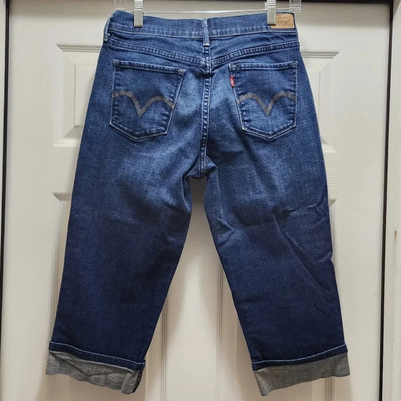 Levi's Jeans 515 Capri Women's 6 Blue Denim Dark Wash - Picture 2 of 10
